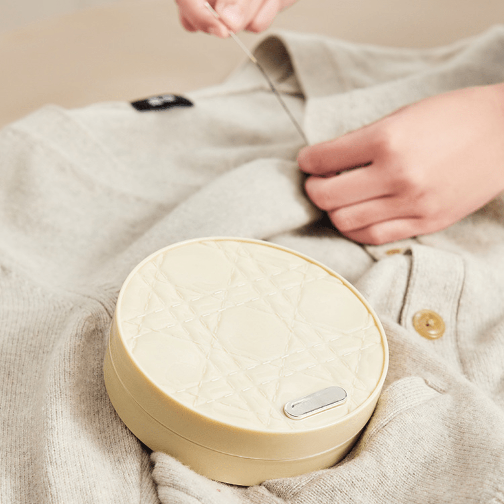 Elegant Cannage Pattern Sewing Box